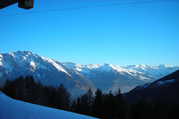 Winter panorama from La Tzoumaz